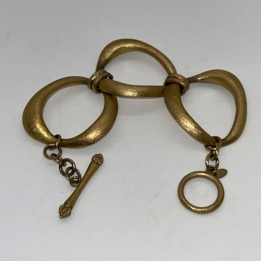 Rivka Friedman Brushed Gold-tone Oval Link Bracelet Clad Textured Statement - Picture 5 of 14